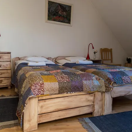 Edvy Malom Apartmanok Pápa מראה חיצוני תמונה