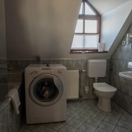 Edvy Malom Apartmanok Pápa מראה חיצוני תמונה
